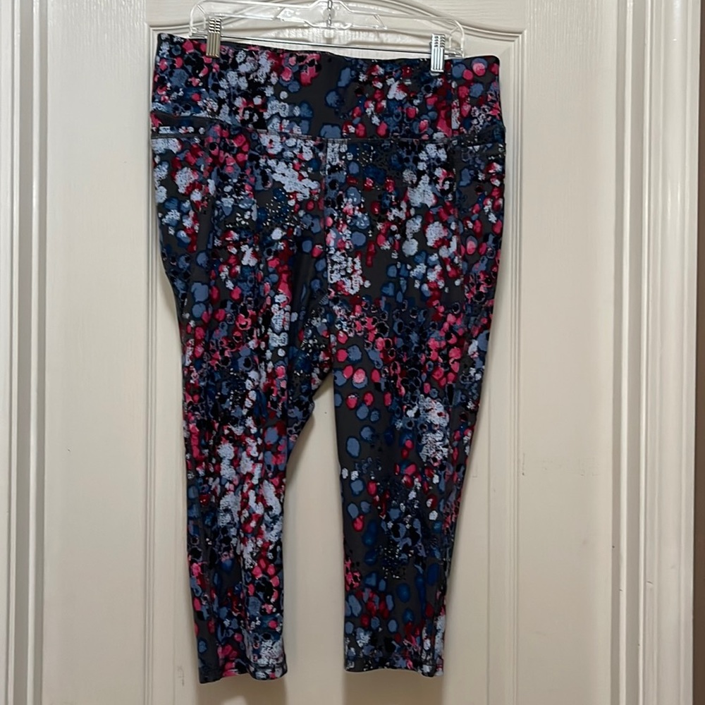 Lane Bryant Livi active Capri legging size 18/20